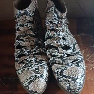 Qupid Brown Snake Skin Booties